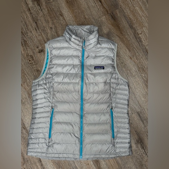Patagonia • Goose Down Puffer Sweater Vest - Picture 6 of 13